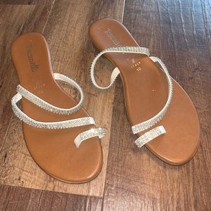Womens White Sparkly Sandal Size 10